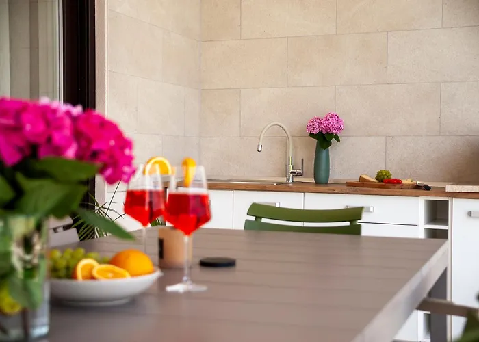 Echo Villa, Istra, Pool/jacuzzi, Bbq, Pet Friendly וילה