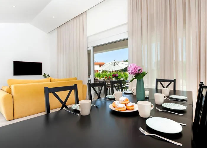 וילה Echo Villa, Istra, Pool/jacuzzi, Bbq, Pet Friendly *