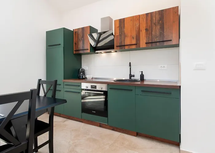 וילה Echo Villa, Istra, Pool/jacuzzi, Bbq, Pet Friendly Segotici