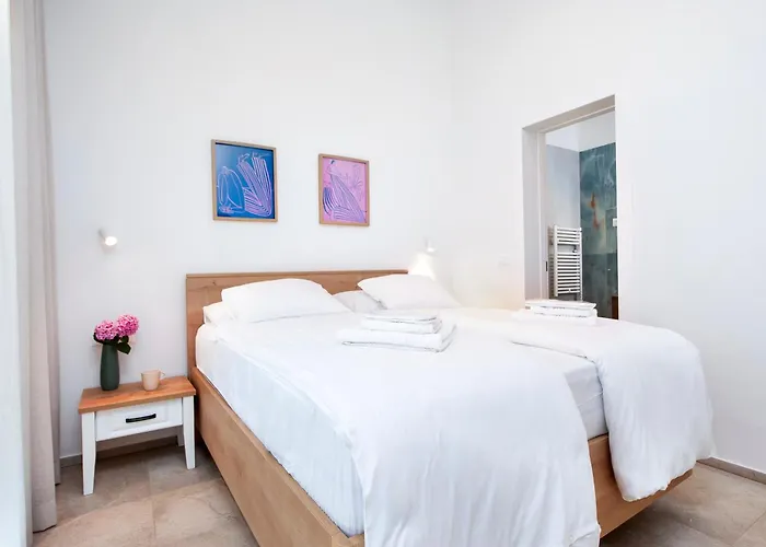 וילה Echo Villa, Istra, Pool/jacuzzi, Bbq, Pet Friendly Segotici