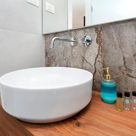 别墅 Echo Villa, Istra, Pool/jacuzzi, Bbq, Pet Friendly Segotici