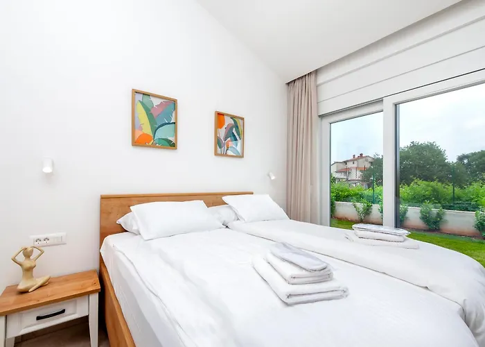 Echo Villa, Istra, Pool/jacuzzi, Bbq, Pet Friendly *